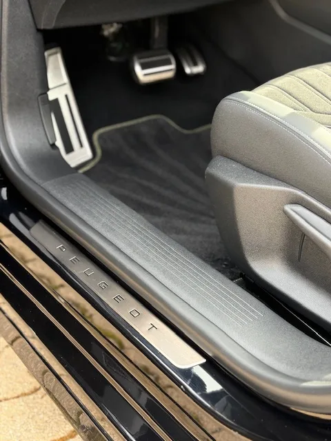 Image après du tapis Peugeot